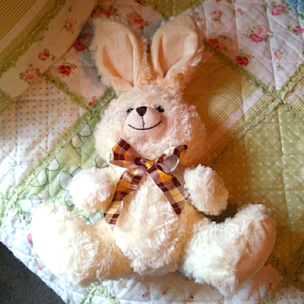 Kellytoy Stuffed Rabbit Bunny